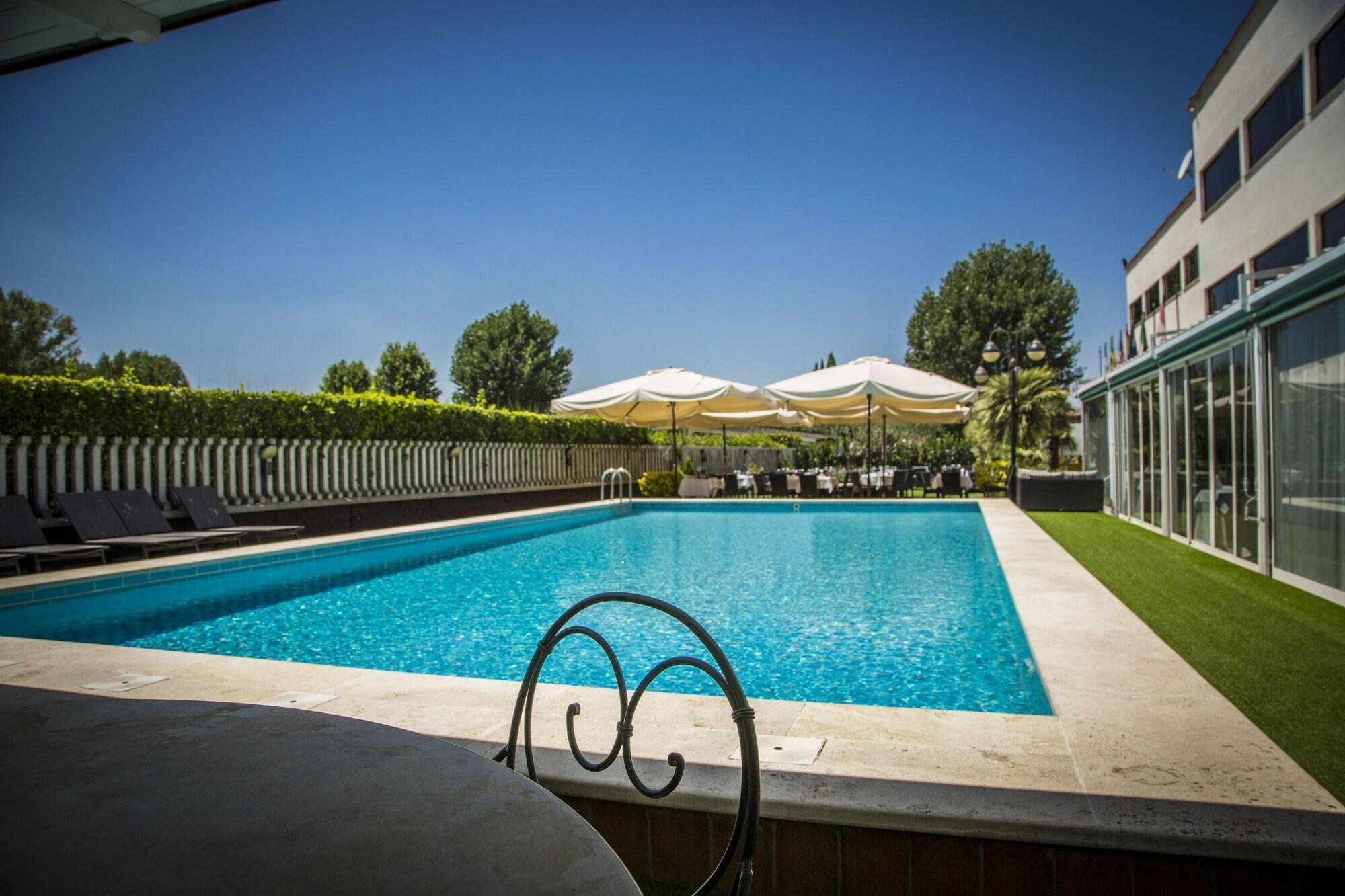 Hotel Cristallo Relais, Sure Hotel Collection By Best Western Tivoli Exteriér fotografie