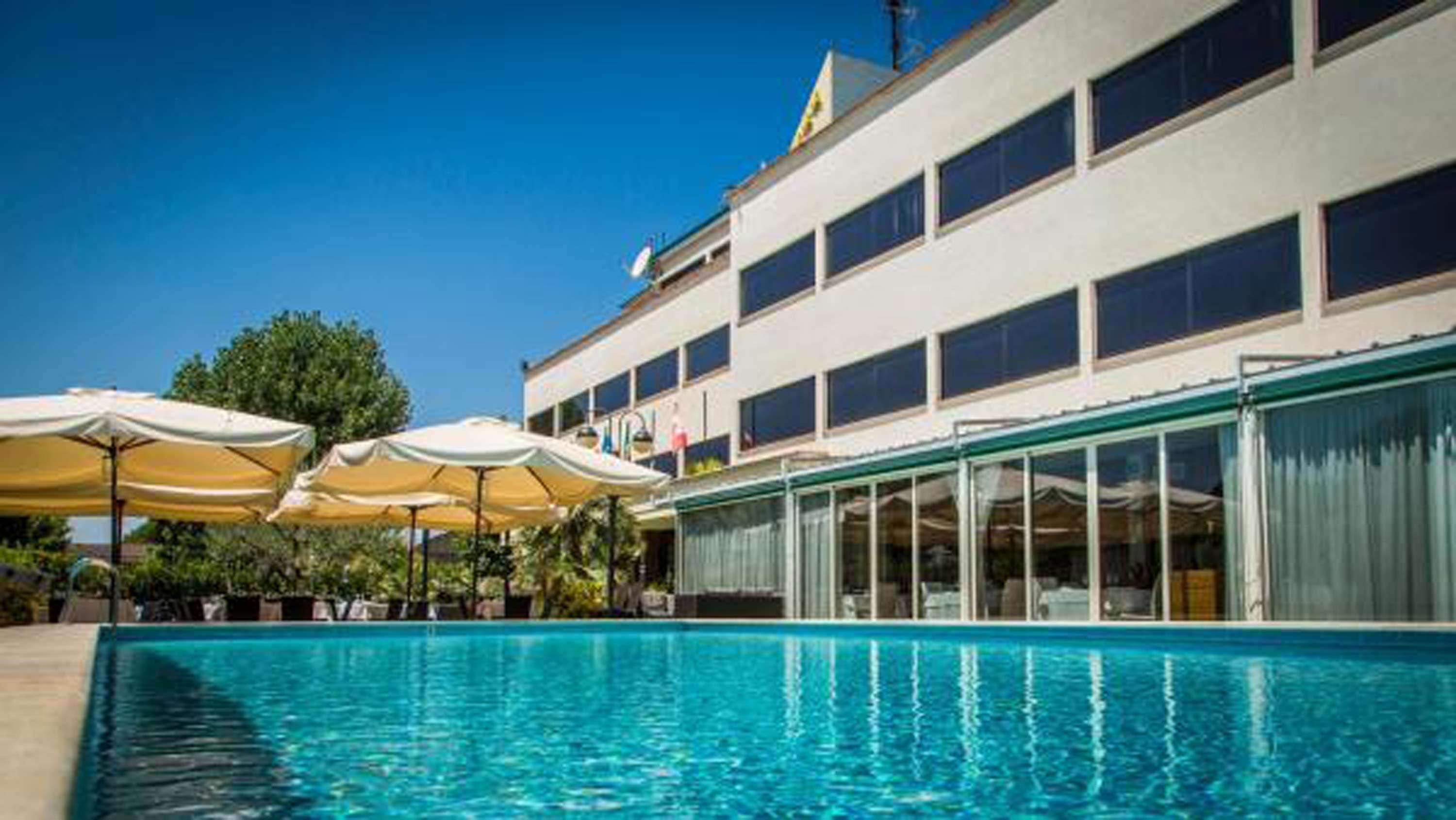 Hotel Cristallo Relais, Sure Hotel Collection By Best Western Tivoli Exteriér fotografie