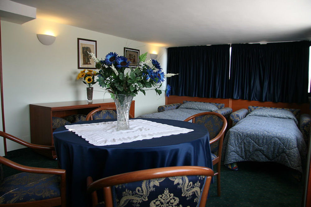 Hotel Cristallo Relais, Sure Hotel Collection By Best Western Tivoli Exteriér fotografie